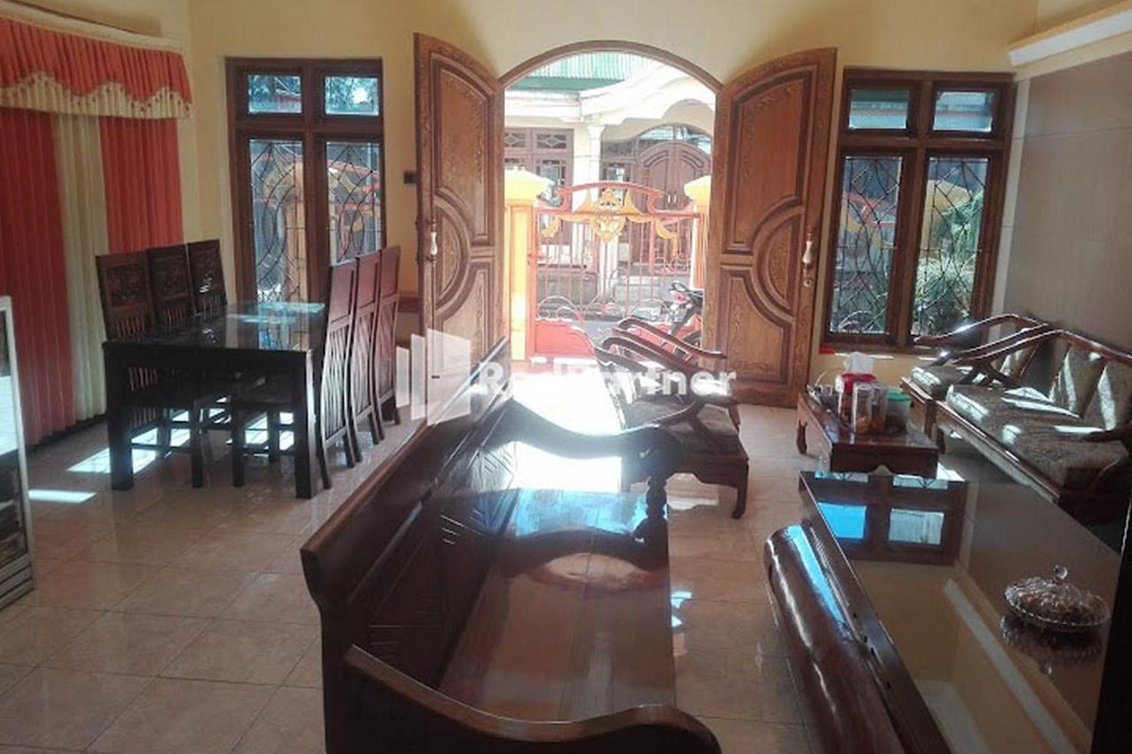 Bromo Indah Lestari Homestay Mitra Reddoorz Pasuruan Luaran gambar