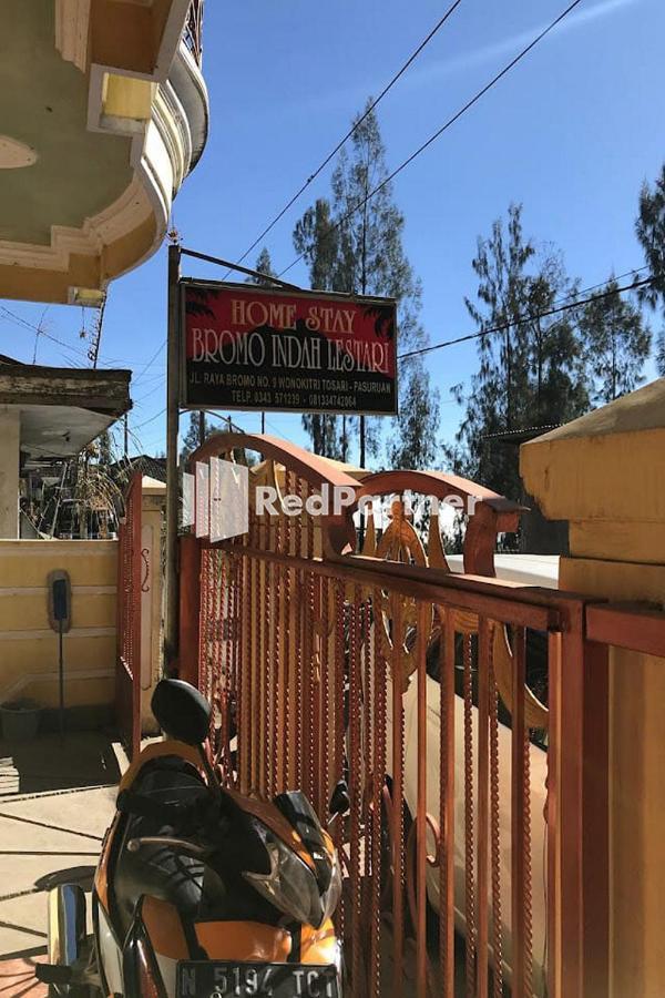 Bromo Indah Lestari Homestay Mitra Reddoorz Pasuruan Luaran gambar